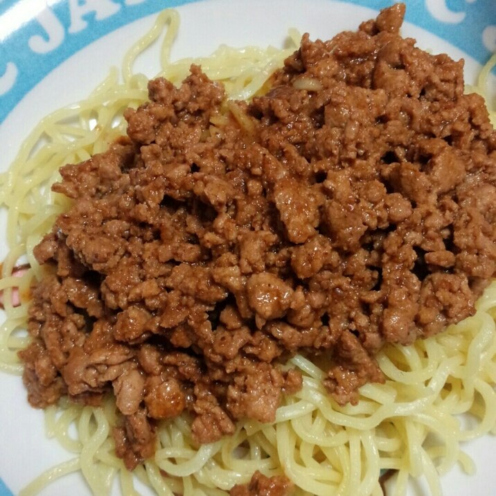 ジャージャー麺